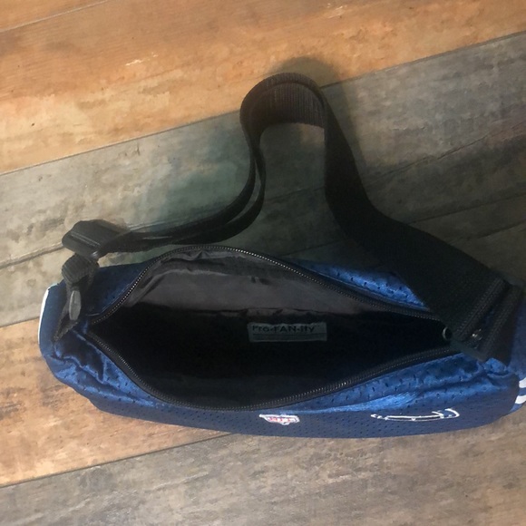 Colts Purse - Picture 3 of 3